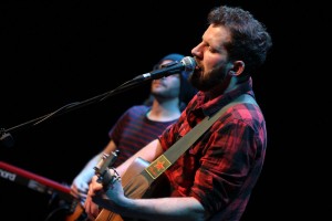 Der Hagener Rocco Konserve, der einen erstklassigen Gig lieferte, landete mit seiner Band auf dem zweiten Platz, jedoch nur wenige Prozentbruchteile hinter "Adams Fall". (Foto: Björn Othlinghaus)