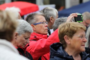 Freuen konnte sich, wer ein Handy dabei hatte, um das Ereignis fotografisch oder filmisch festzuhalten. (Foto: Björn Othlinghaus)