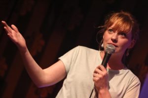 Clevere Standup-Comedy lieferte Christin Jugsch aus Bremen. (Foto: Björn Othlinghaus)