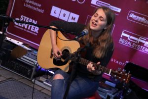 Musik zum zuhören und genießen hatte Tonja Schweder mitgebracht. (Foto: Björn Othlinghaus)