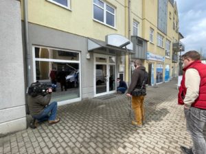 Die Location (ehemals Ronjas Bistro) wird auch von außen wieder ordentlich herausgeputzt. (Foto: Lars Quenzel)